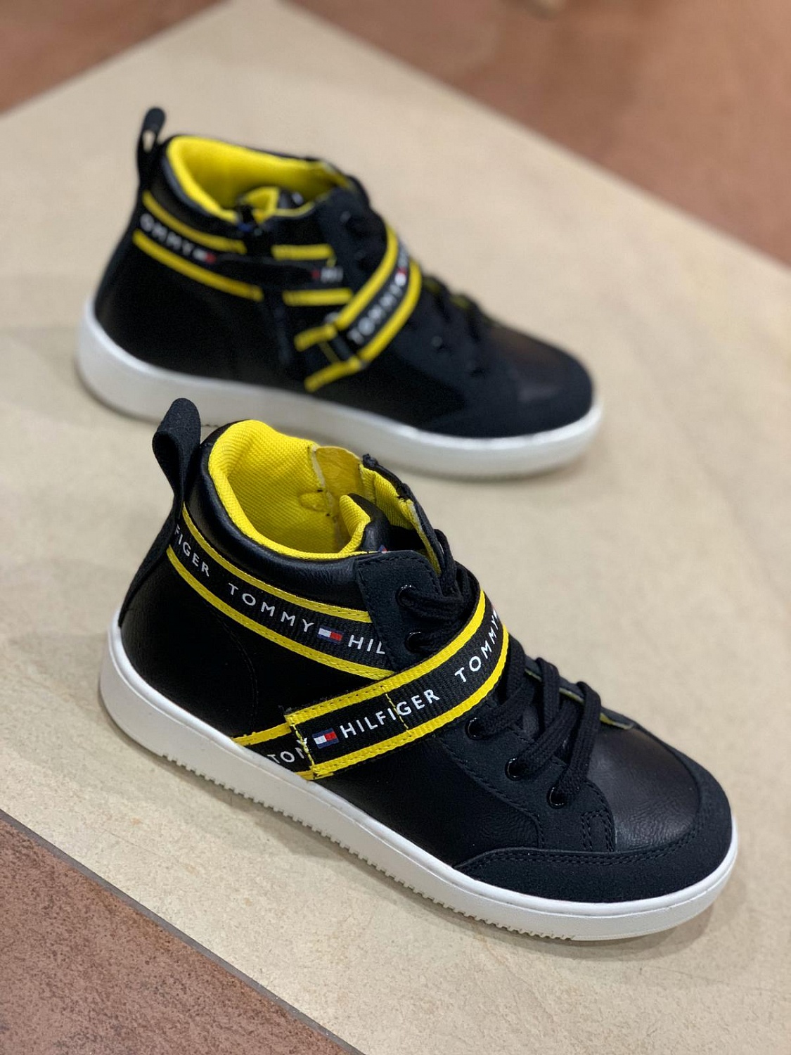 Распродажа Томи Халфигер T3B4-30100-0318999