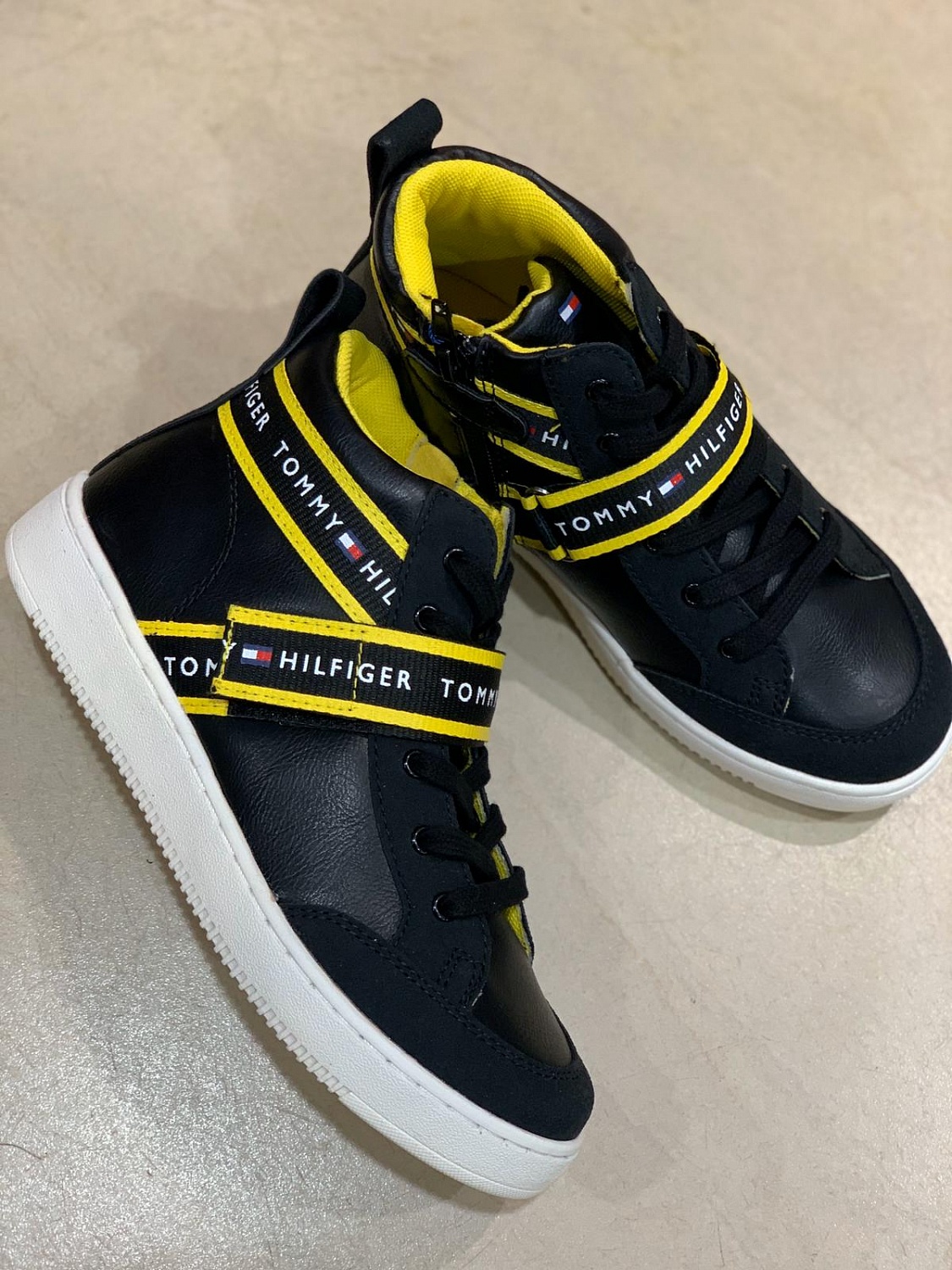 Распродажа Томи Халфигер T3B4-30100-0318999