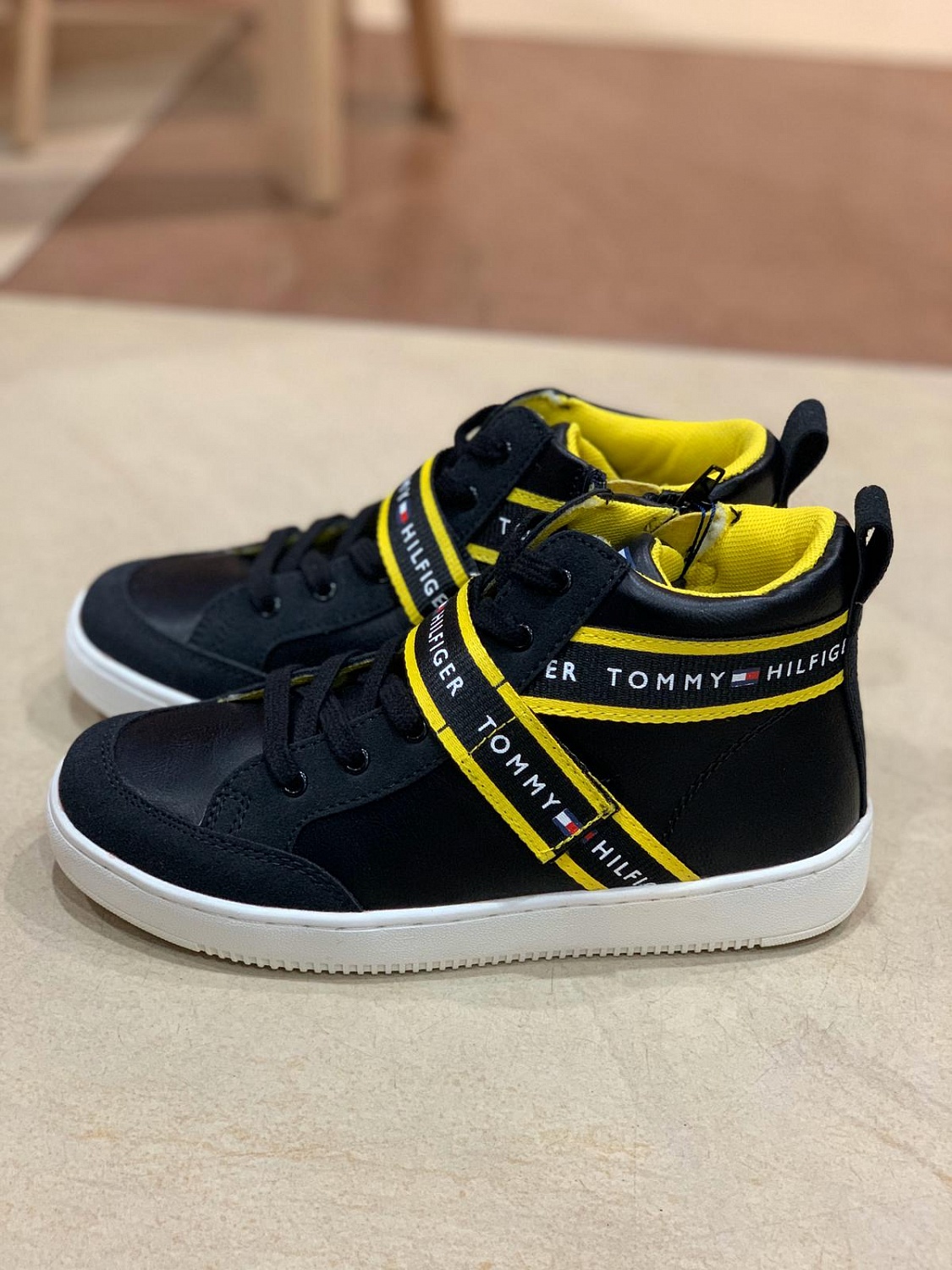 Распродажа Томи Халфигер T3B4-30100-0318999