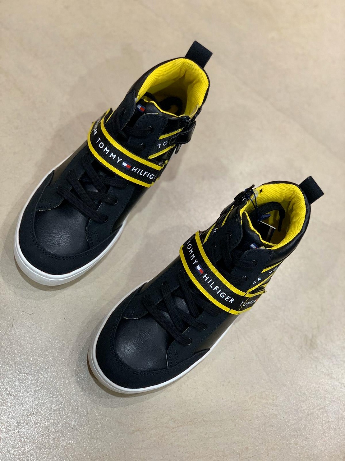 Распродажа Томи Халфигер T3B4-30100-0318999